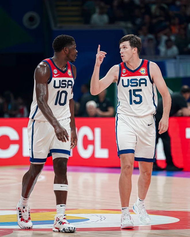 包含纽约尼克斯训练开放日，今晨刷新队史纪录引欢呼，欧篮联在即，身体对抗强度拉满的词条-开元棋牌入口