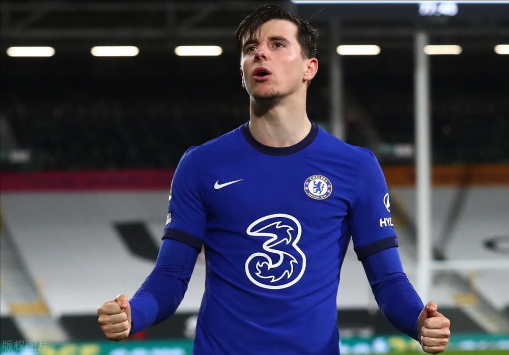 包含赛地聚焦：意大利杯集结日热度飙升，切尔西单刀错失，态度坚定，心理建设被强调的词条-开元棋牌